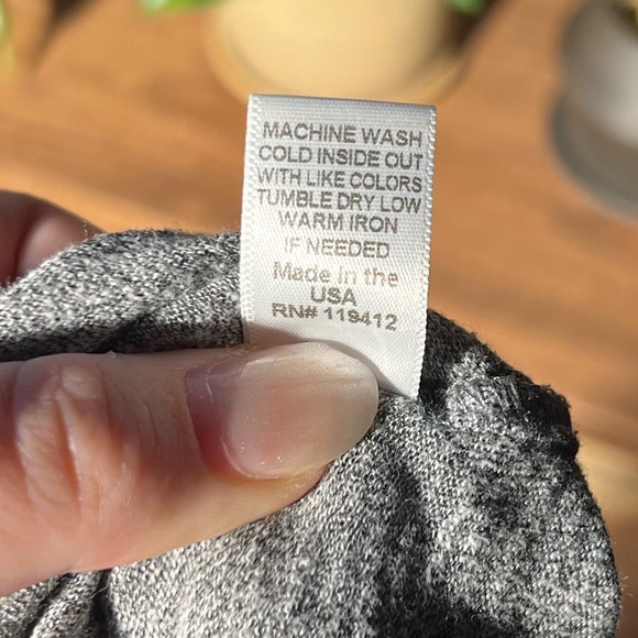 Monrow Layered Top - Picture 4 of 5